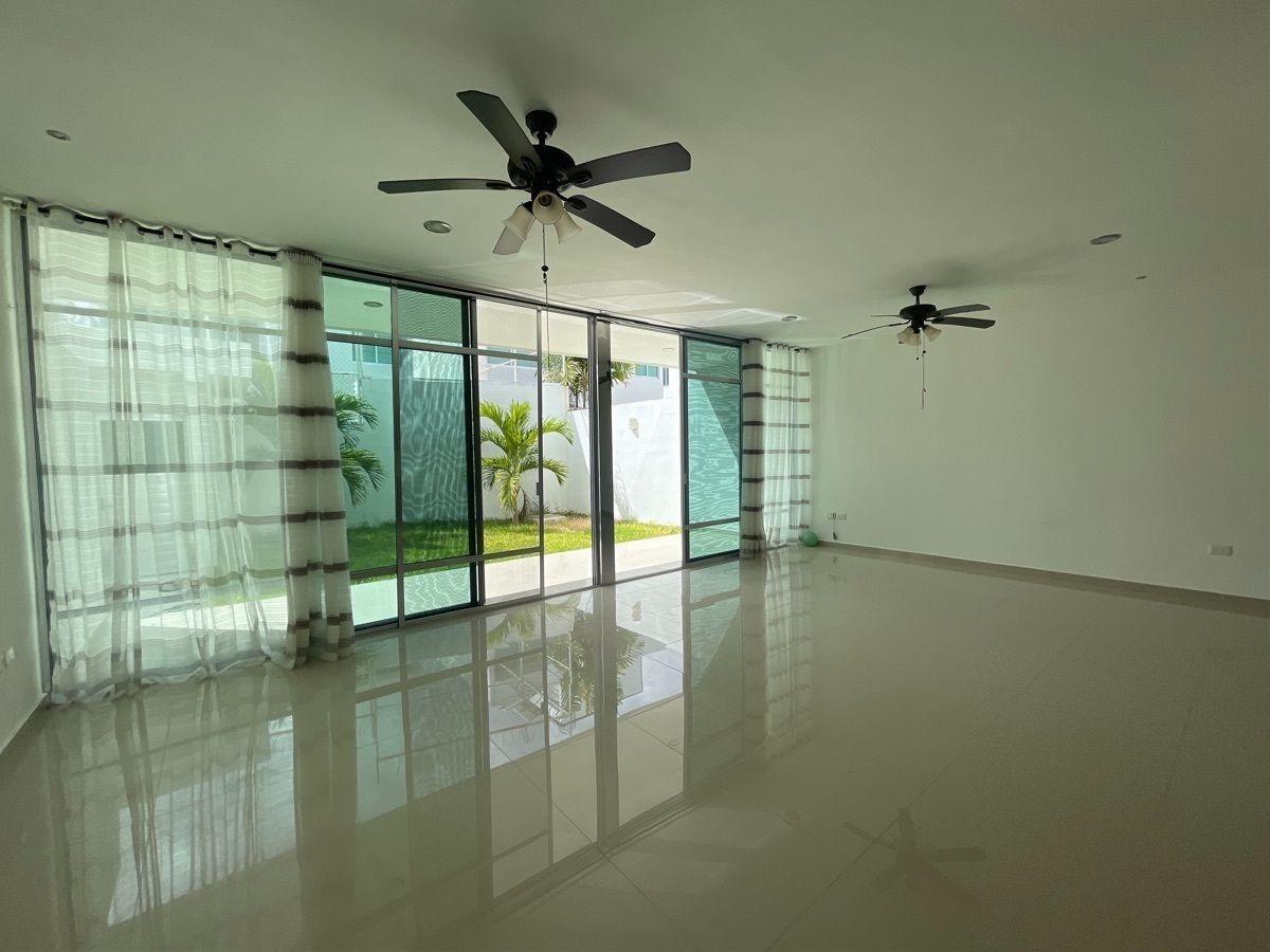 RENTA CASA EN PRIVADA ALTABRISA RESIDENCIAL